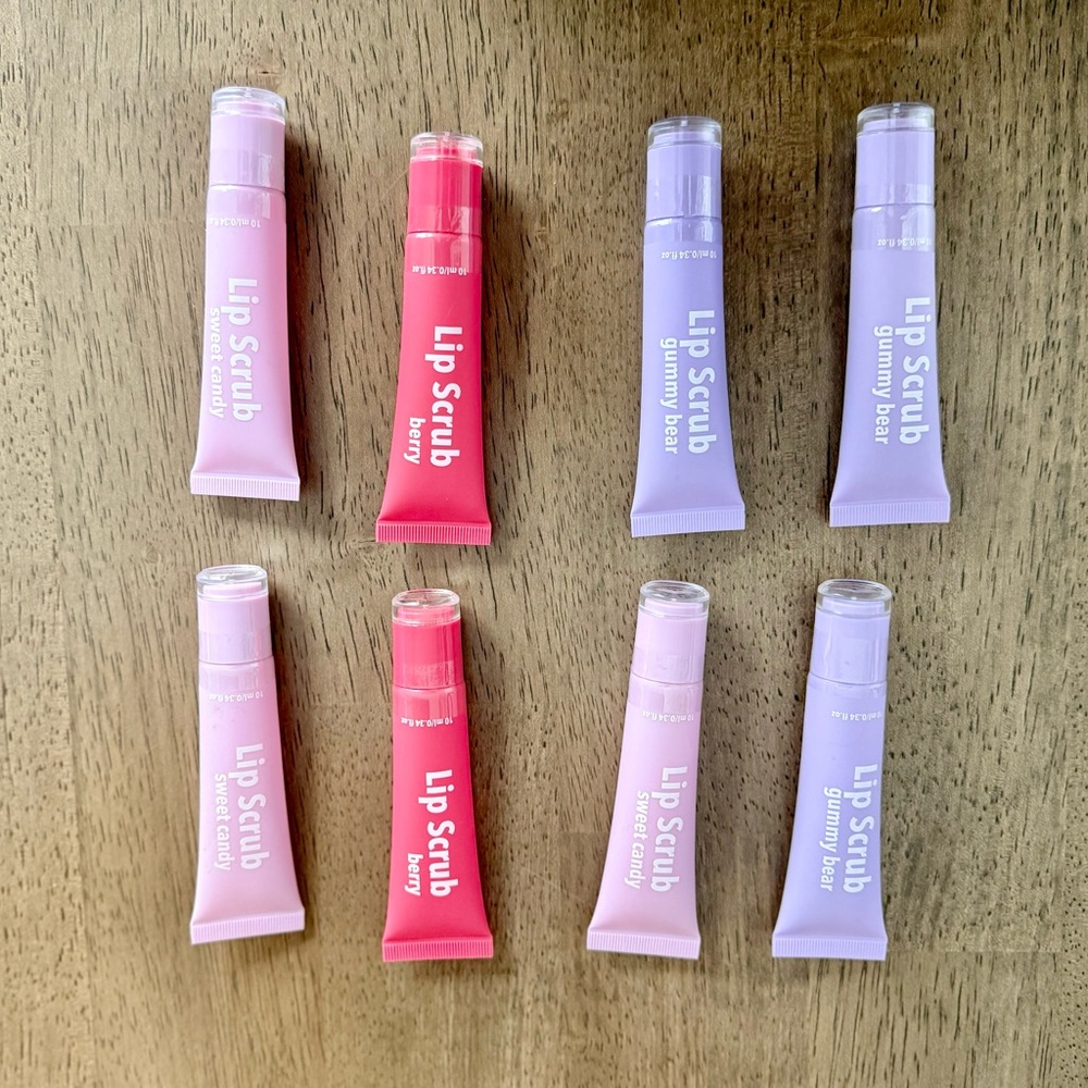 Lip Scrub in Gummy Bear, Sweet Candy or Berry, 10ml NWT